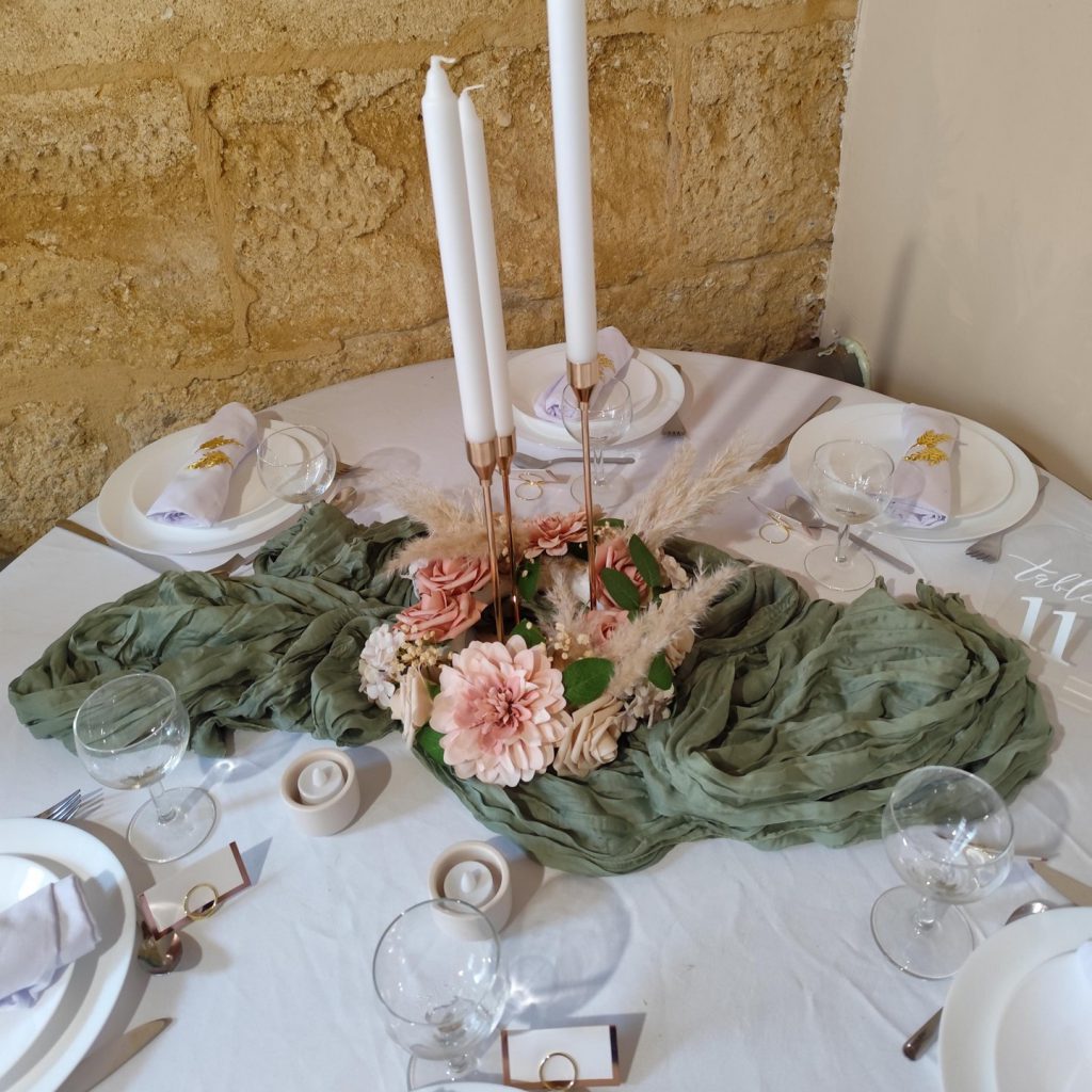 Centre de table avec bougies